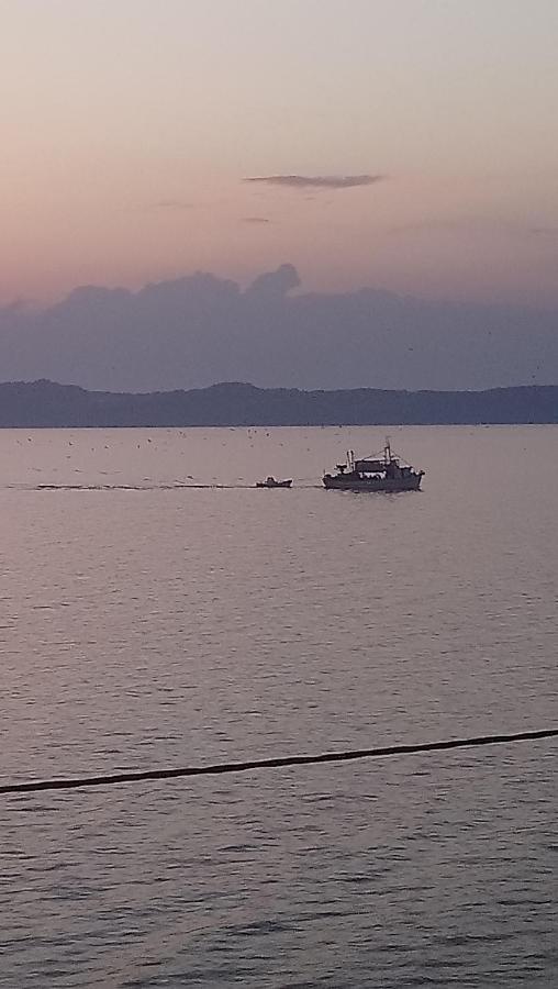 Diolkos Apartement Nea Roda Bagian luar foto