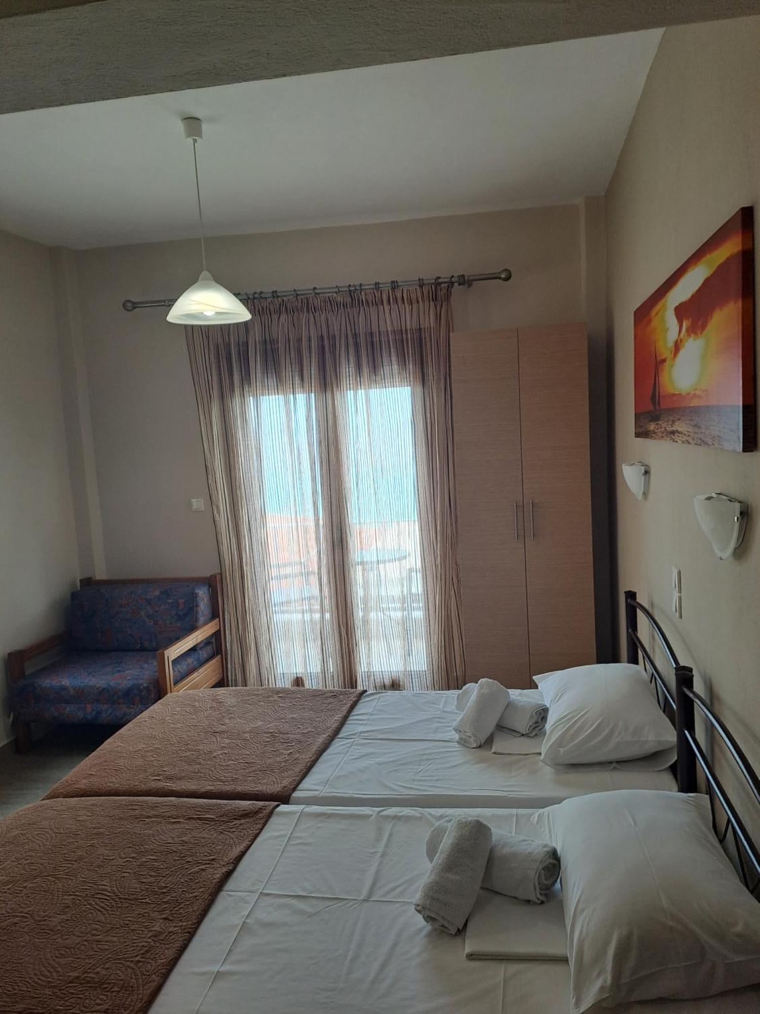 Diolkos Apartement Nea Roda Bagian luar foto