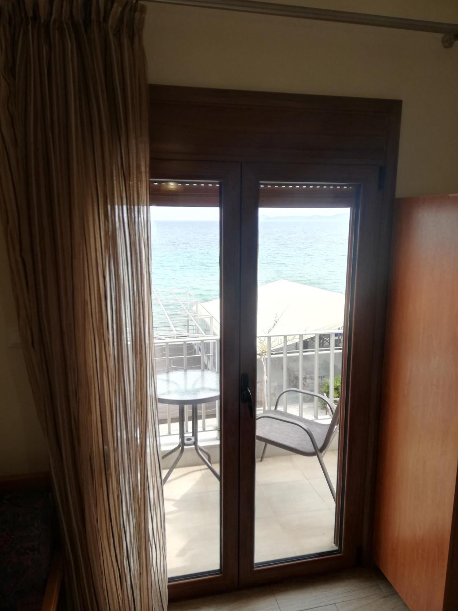 Diolkos Apartement Nea Roda Ruang foto